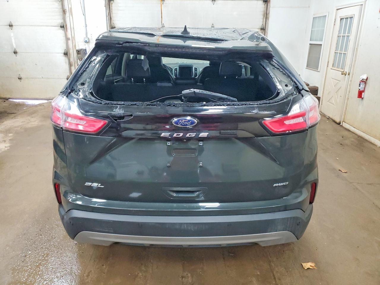 2023 Ford Edge Sel - Image 6