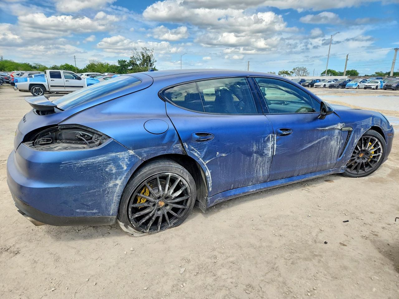 2016 Porsche Panamera S - Image 3