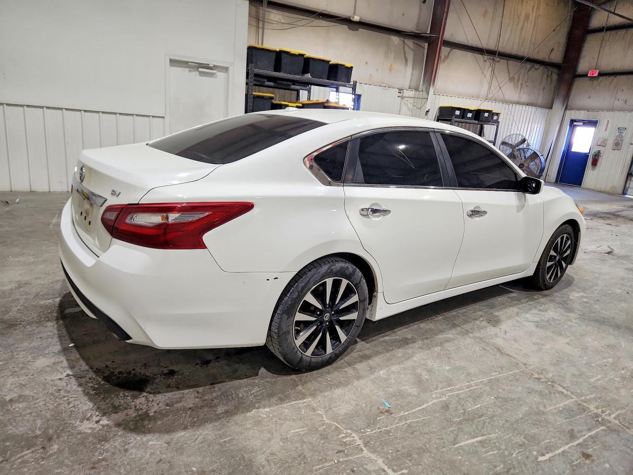 2018 Nissan Altima 2.5 Sv - Фото 3
