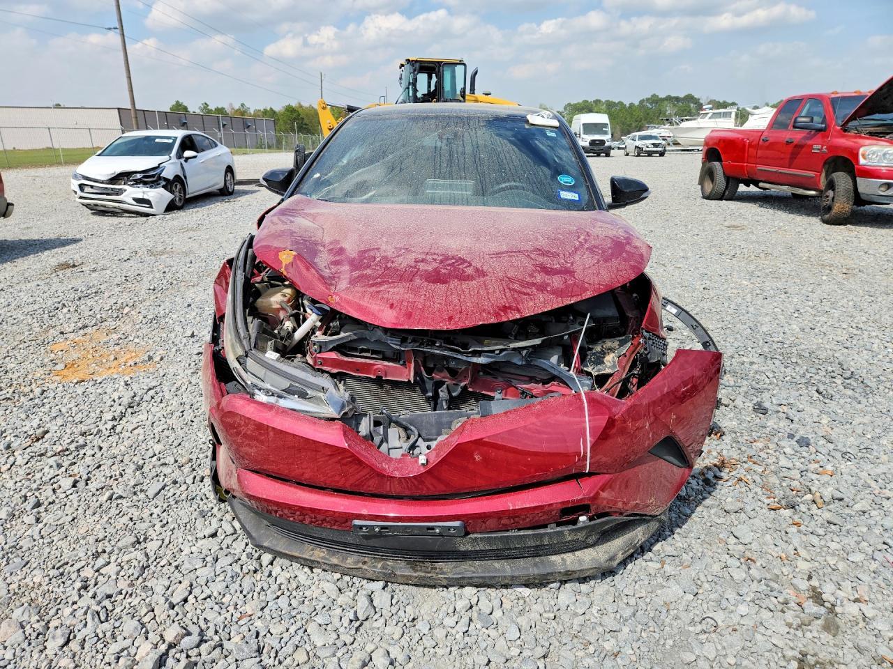 2019 Toyota C-Hr Xle - Image 5