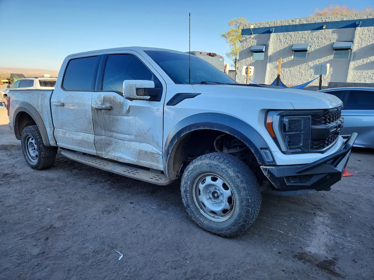 2023 Ford F150 Raptor - Фото 4