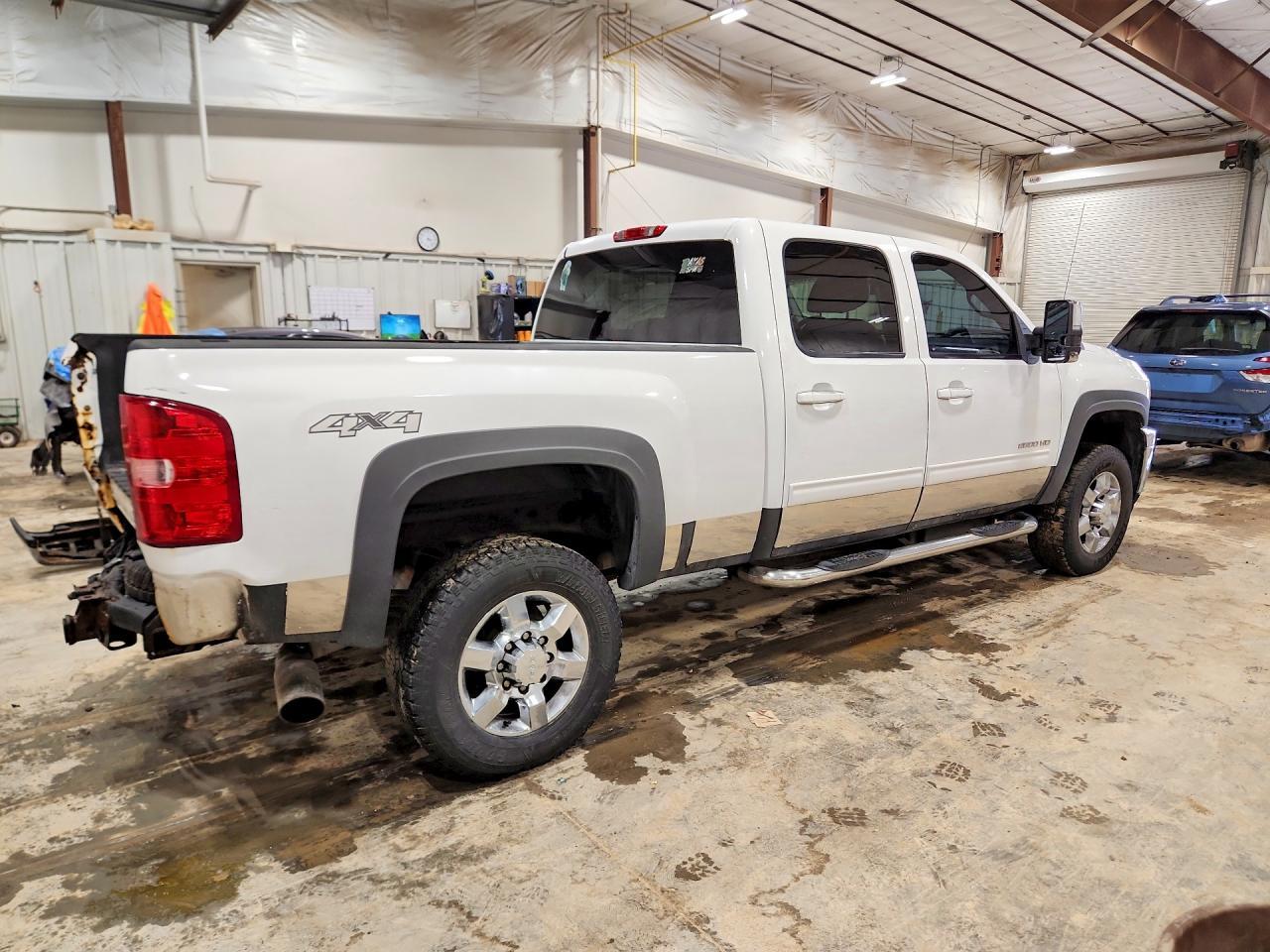 2011 Chevrolet Silverado K2500 Heavy Duty Ltz - Фото 3
