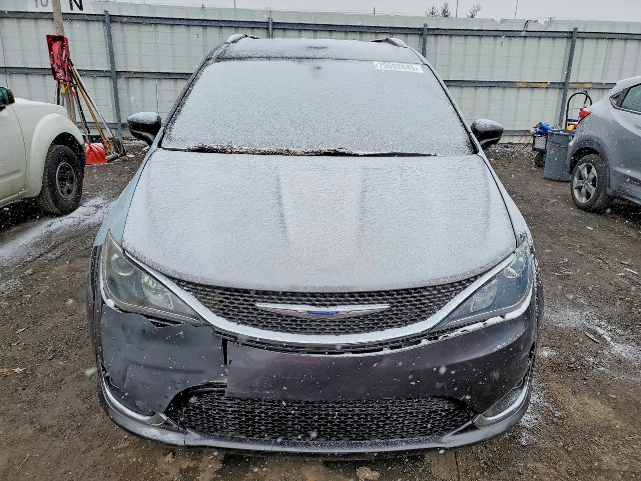 2019 Chrysler Pacifica Touring L - Фото 5