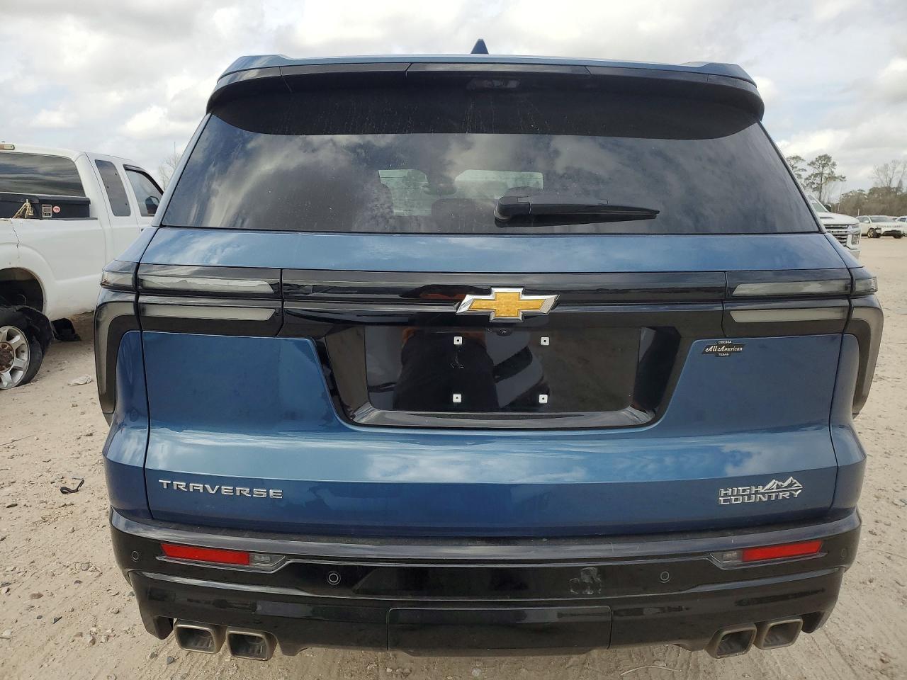 2025 Chevrolet Traverse High Country - Фото 6