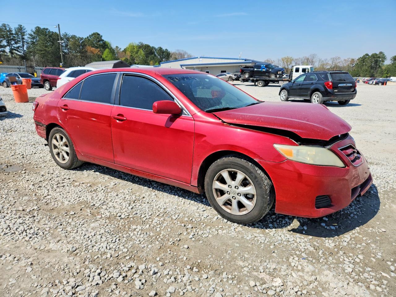 2011 Toyota Camry Le - Image 4