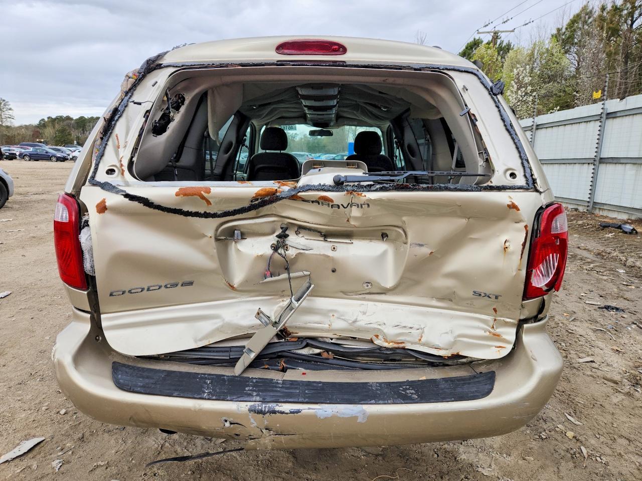 2005 Dodge Grand Caravan Sxt - Image 6