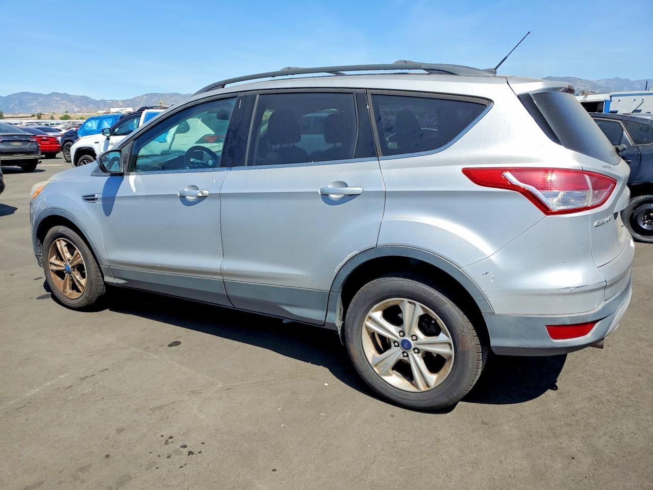 2013 Ford Escape Se - Image 2