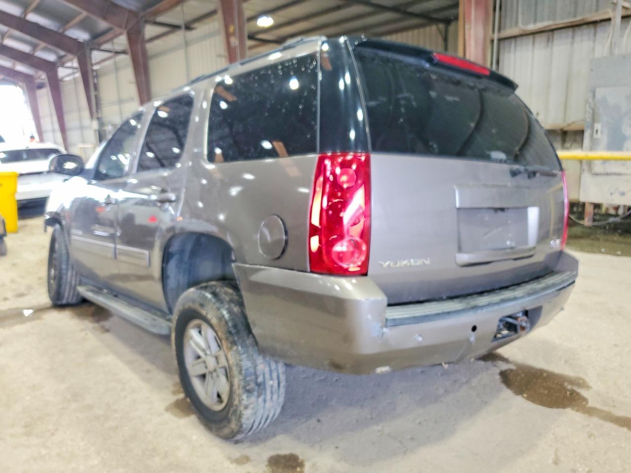 2014 GMC Yukon Slt - Фото 2