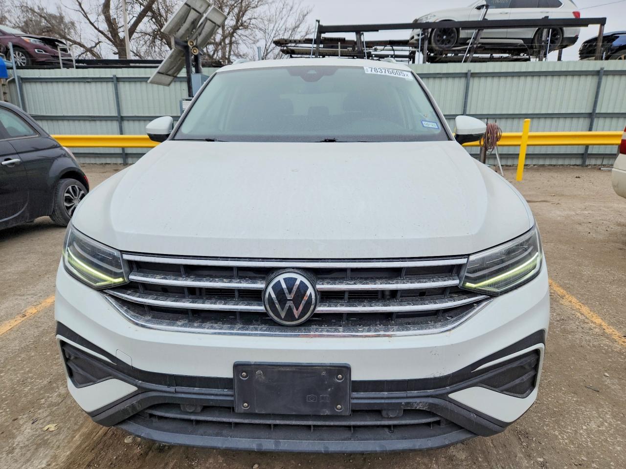 2022 Volkswagen Tiguan - Фото 5