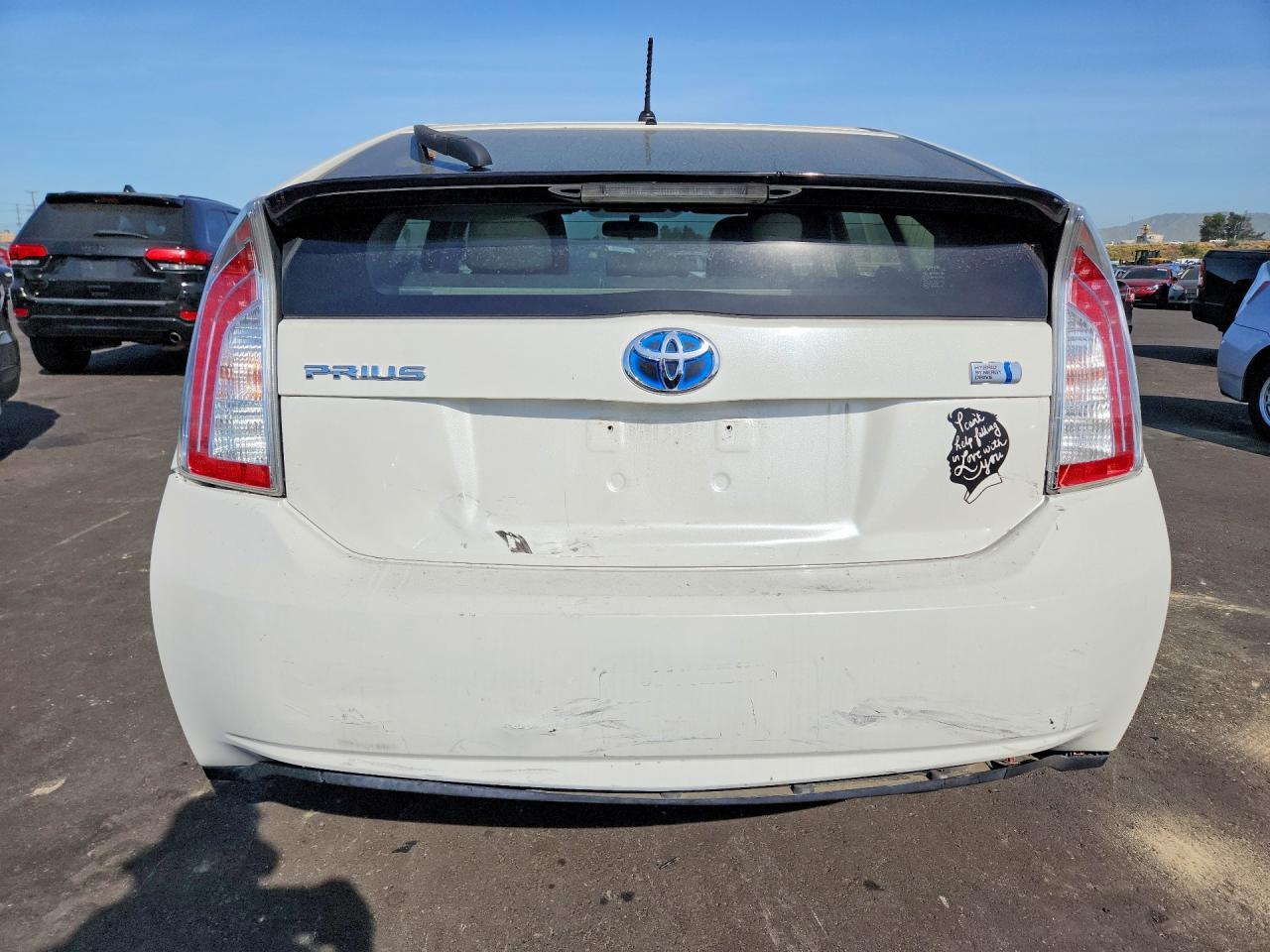 2014 Toyota Prius Two - Image 6