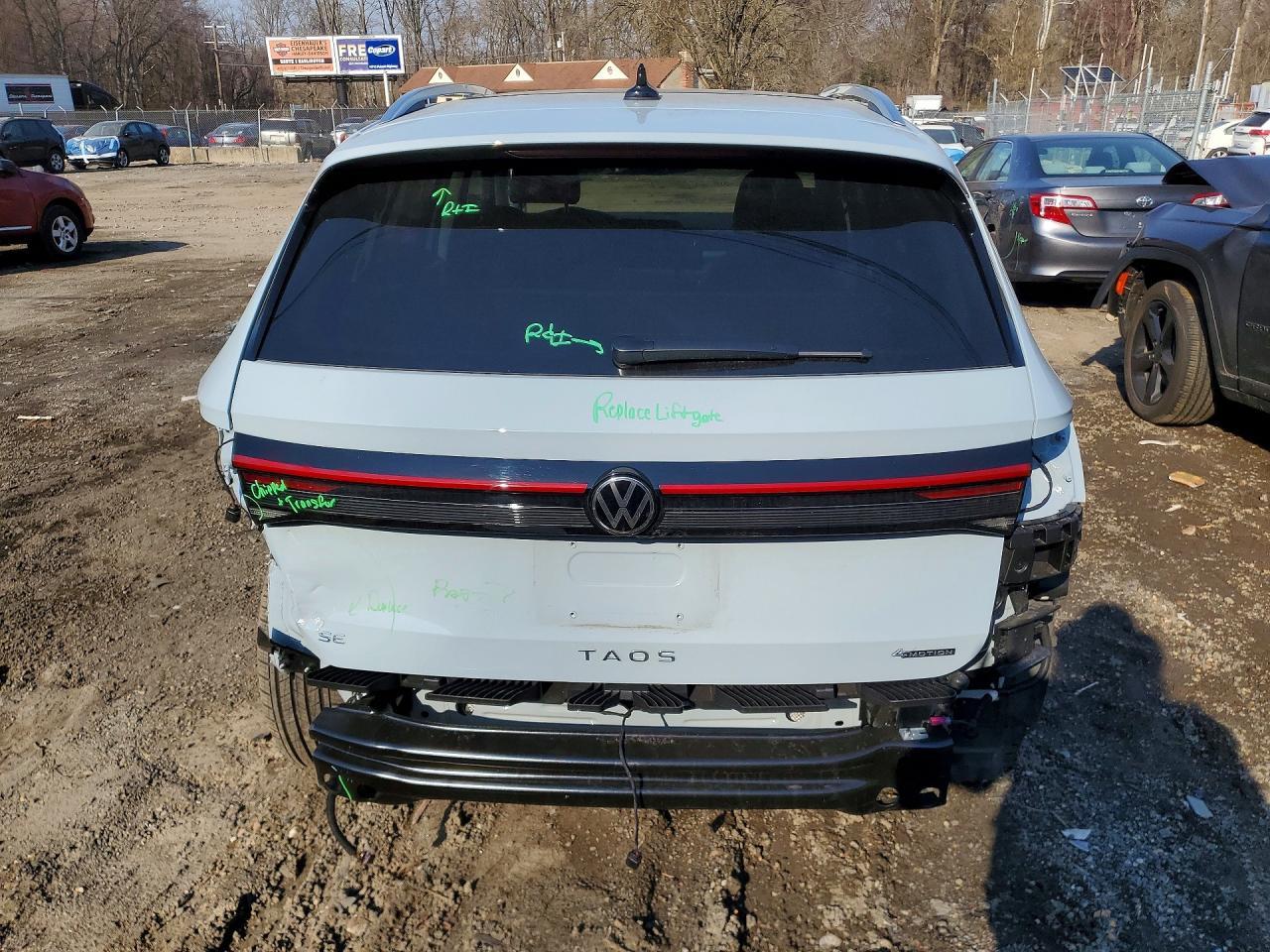 2025 Volkswagen Taos Se - Фото 6