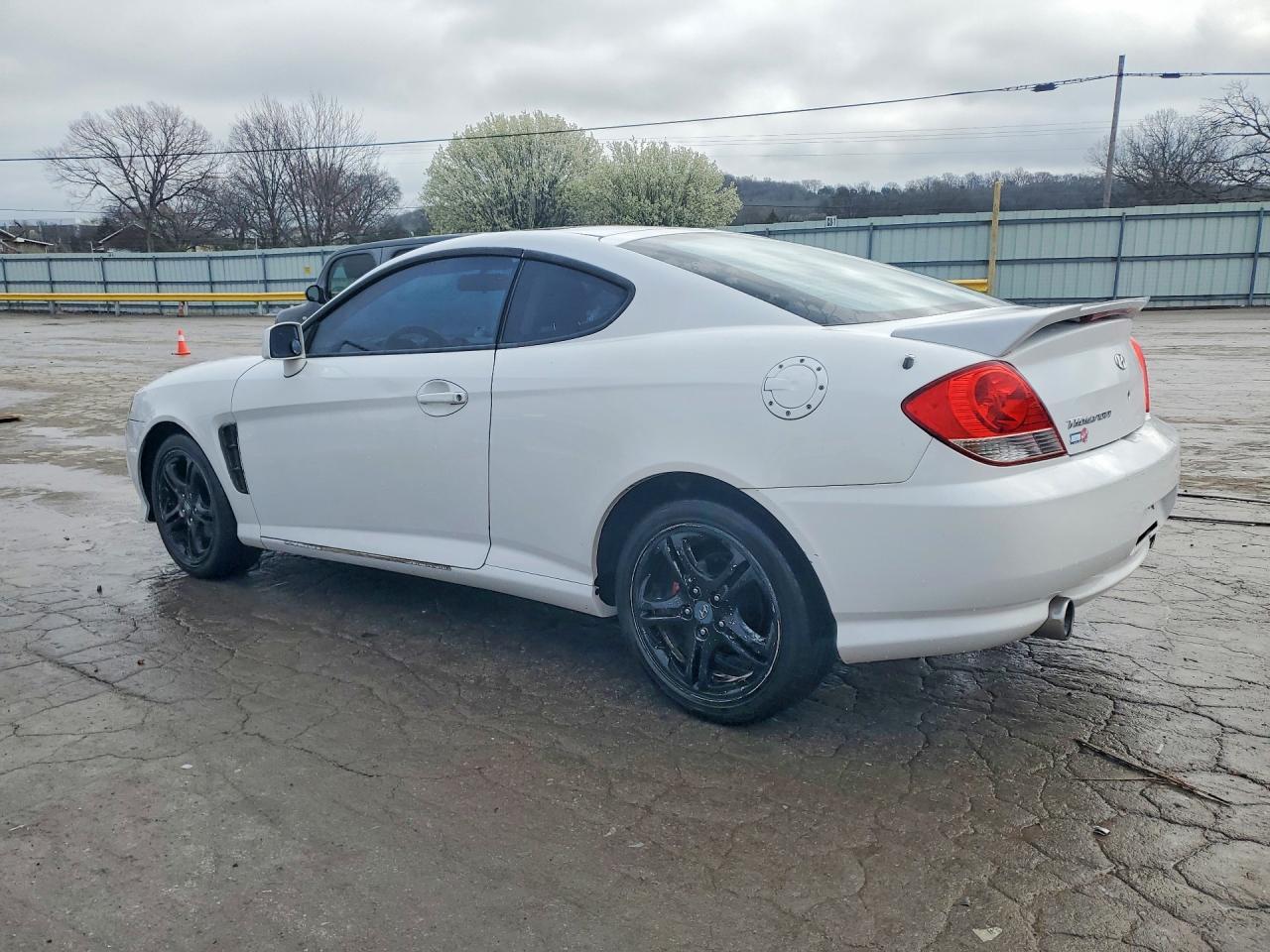 2005 Hyundai Tiburon Gs - Фото 2