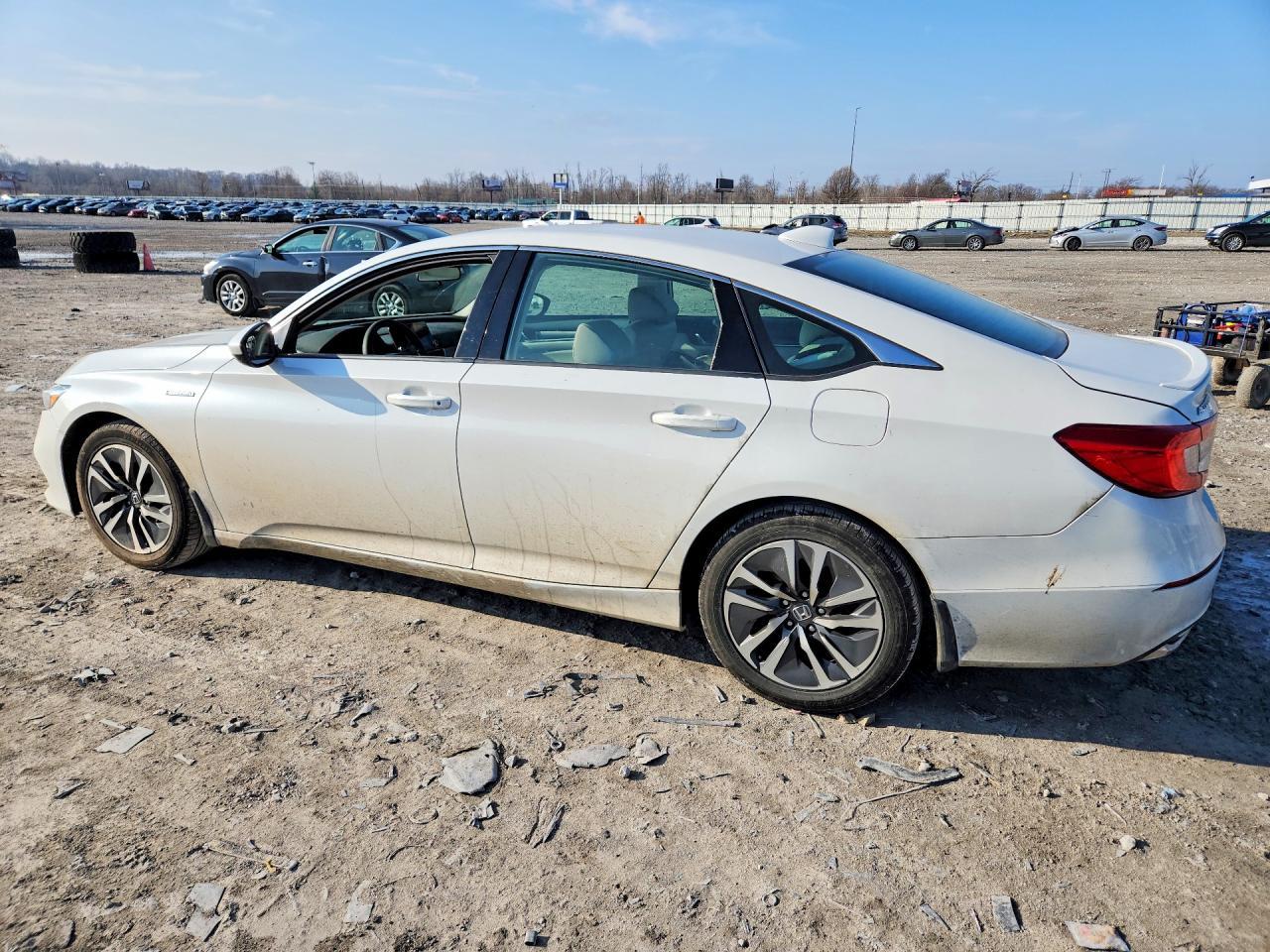 2021 Honda Accord Hybrid - Фото 2