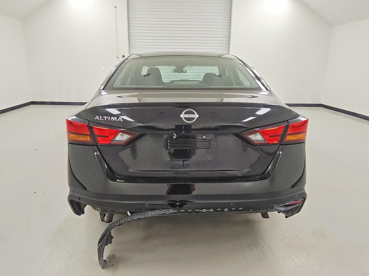 2023 Nissan Altima 2.5 S - Image 6