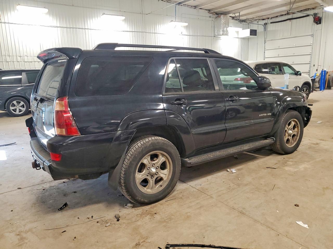 2005 Toyota 4Runner Limited - Image 3