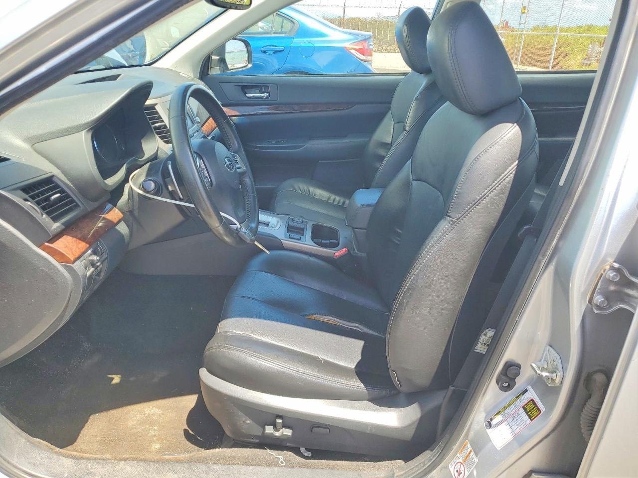 2013 Subaru Legacy 2.5I Limited - Image 7