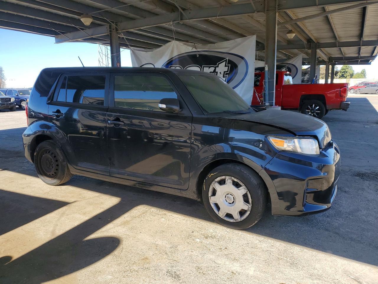 2012 Scion Xb Base - Фото 4