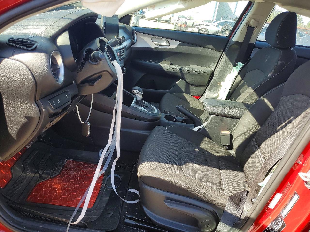 2022 Kia Forte - Фото 7