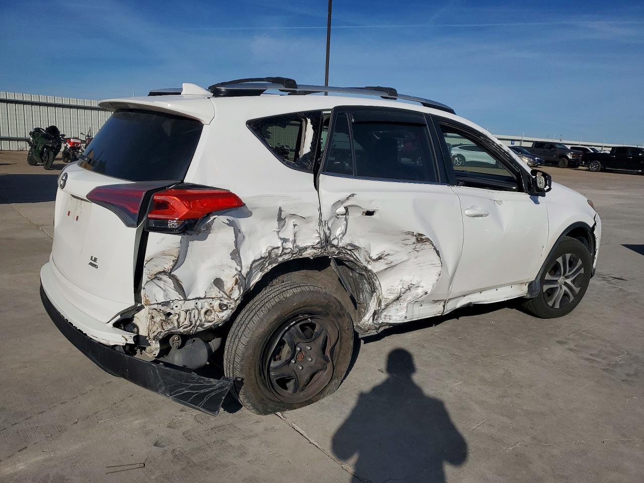 2016 Toyota Rav4 - Image 3