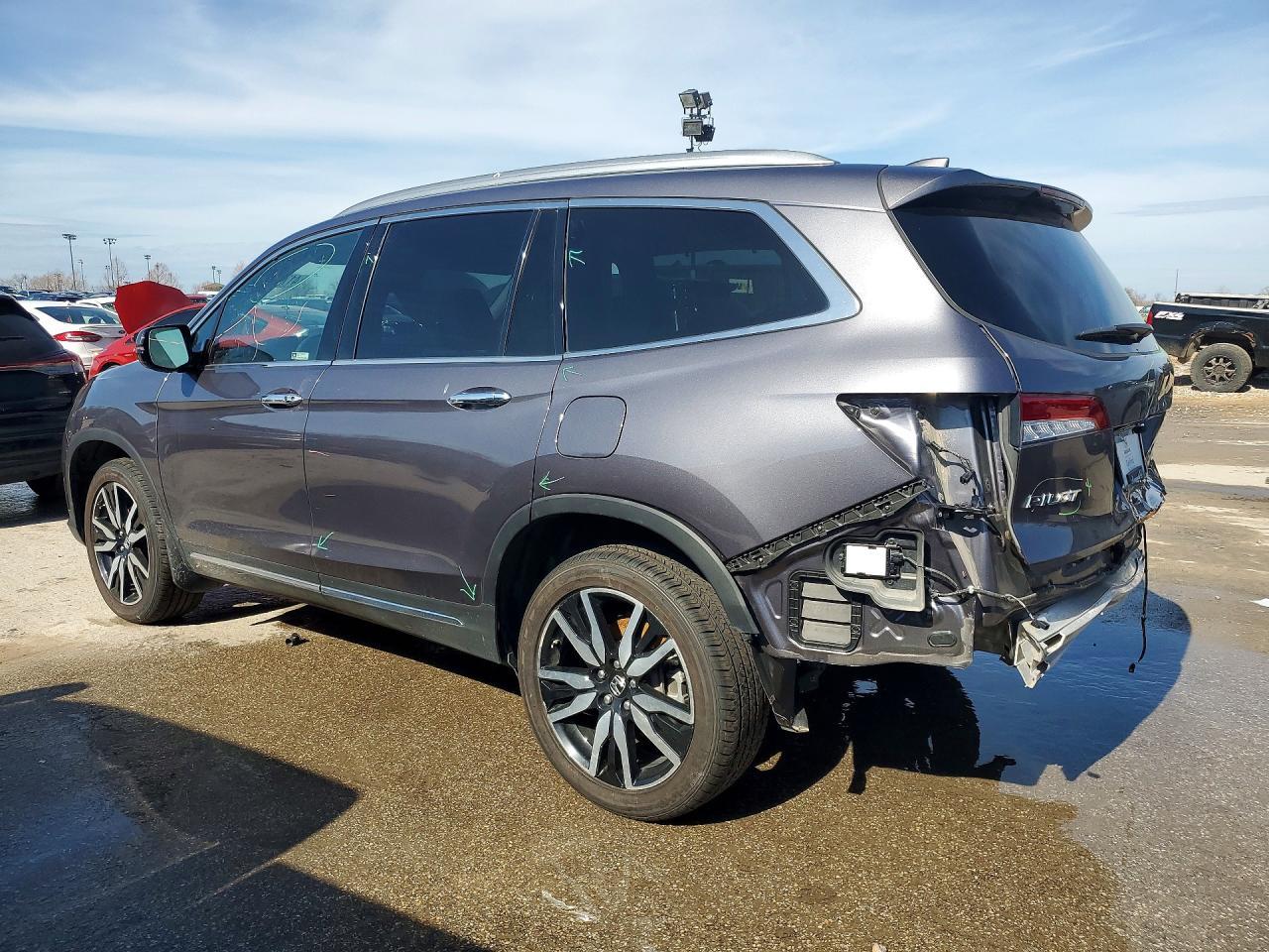 2022 Honda Pilot Elite - Фото 2