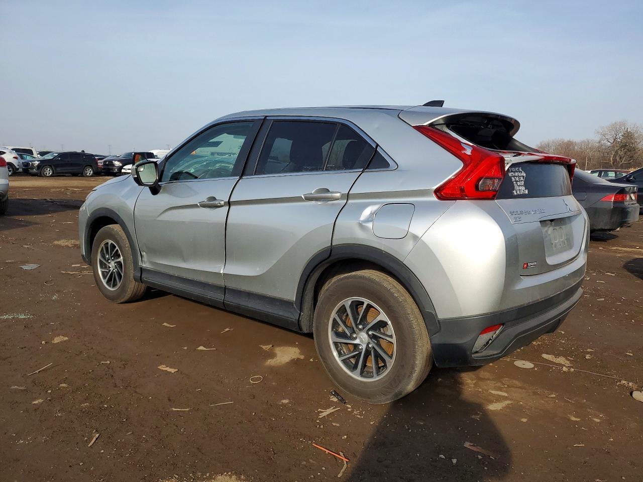 2020 Mitsubishi Eclipse Cross Es - Фото 2