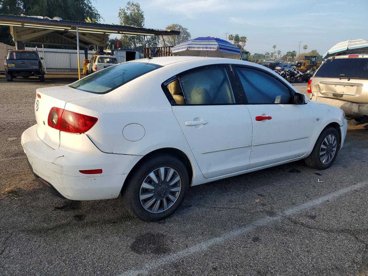 2004 Mazda 3 I - Фото 3