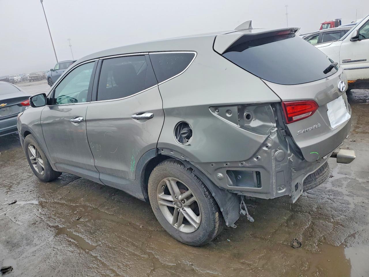 2017 Hyundai Santa Fe Sport - Image 2