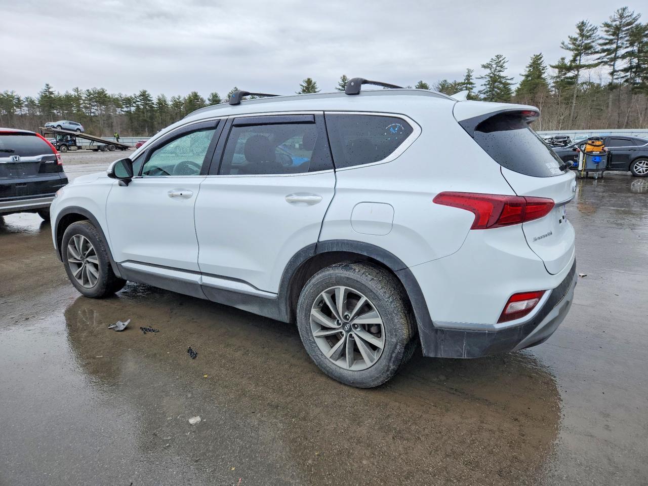 2019 Hyundai Santa Fe Limited 2.4L - Image 2