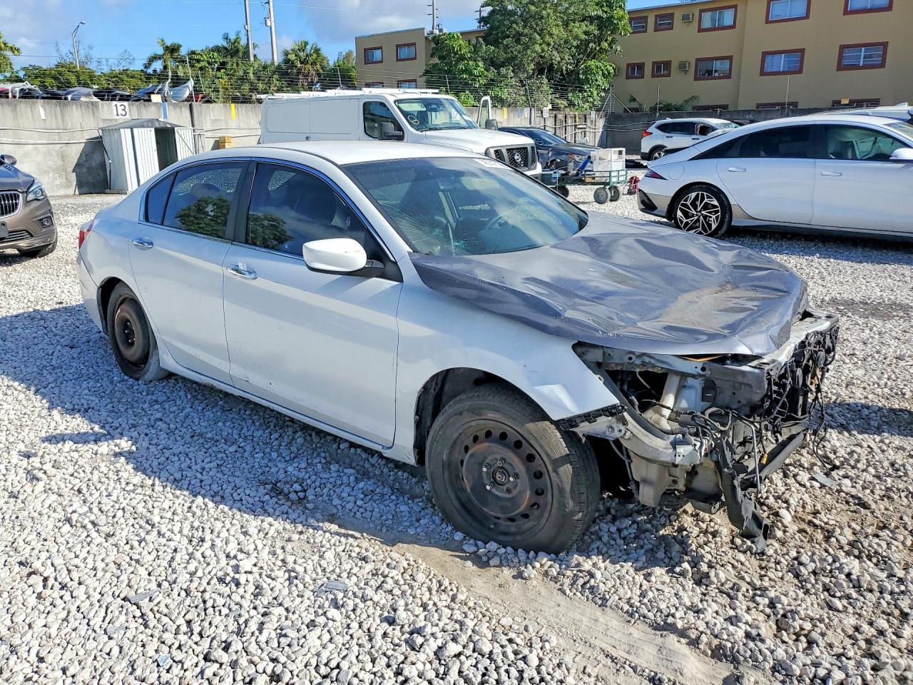 2013 Honda Accord Lx - Фото 4