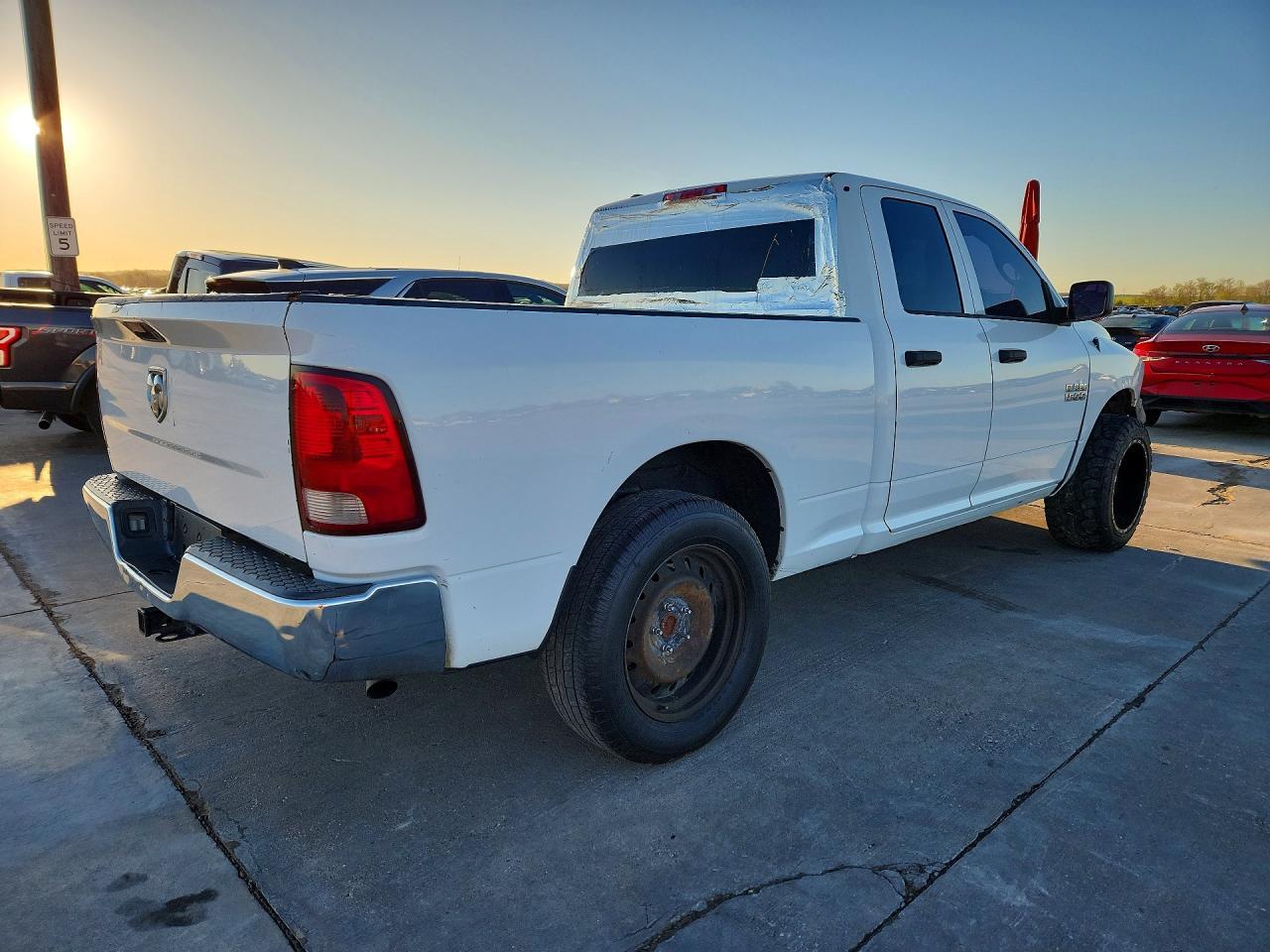 2018 Ram Trucks 1500 St - Фото 3