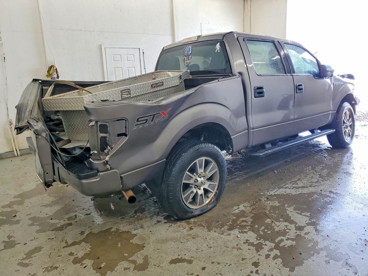 2014 Ford F150 Supercrew - Фото 3