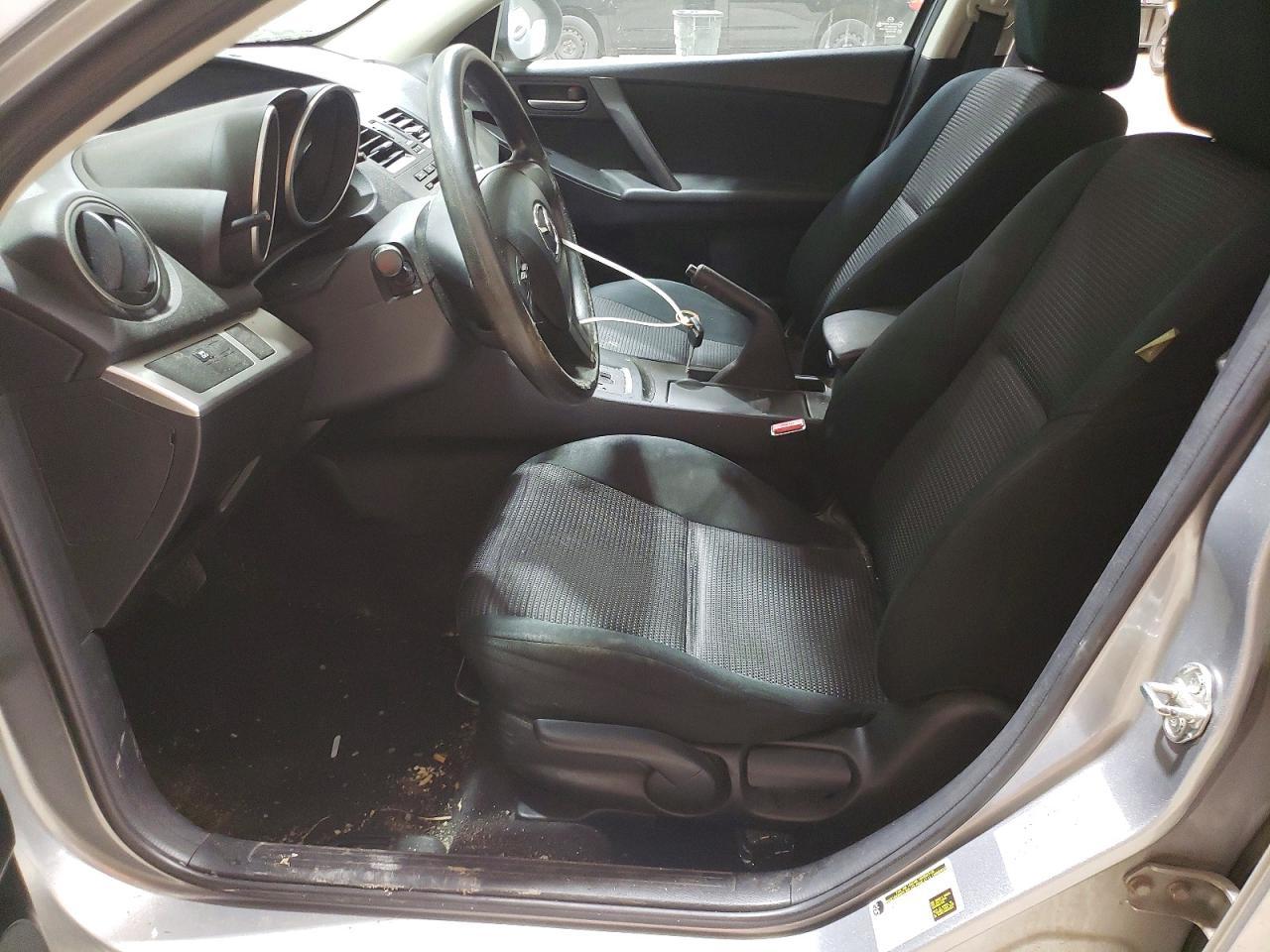 2013 Mazda 3 I - Image 7