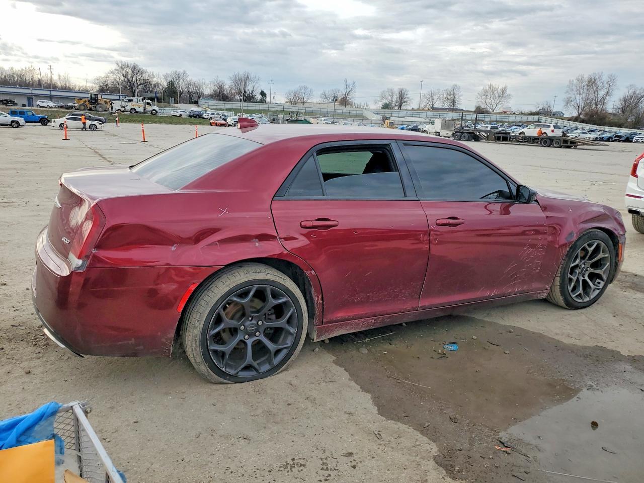2020 Chrysler 300 Touring - Image 3