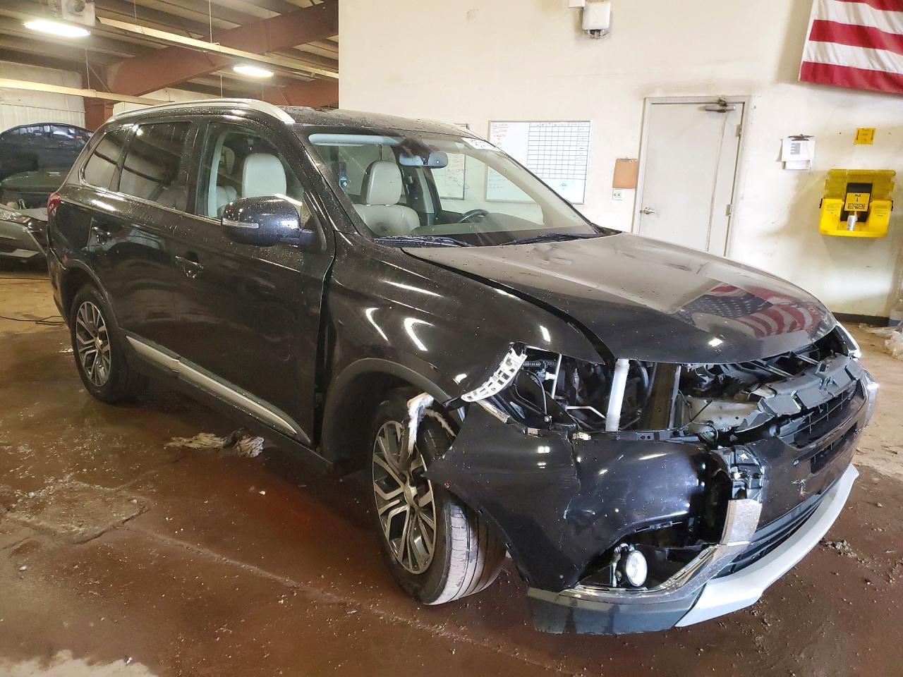 2017 Mitsubishi Outlander Se - Image 4