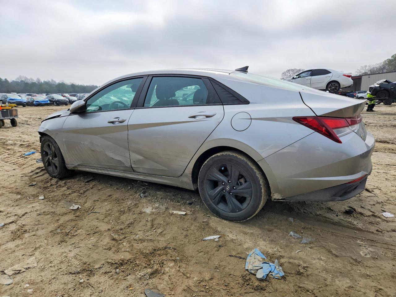 2022 Hyundai Elantra Sel - Фото 2