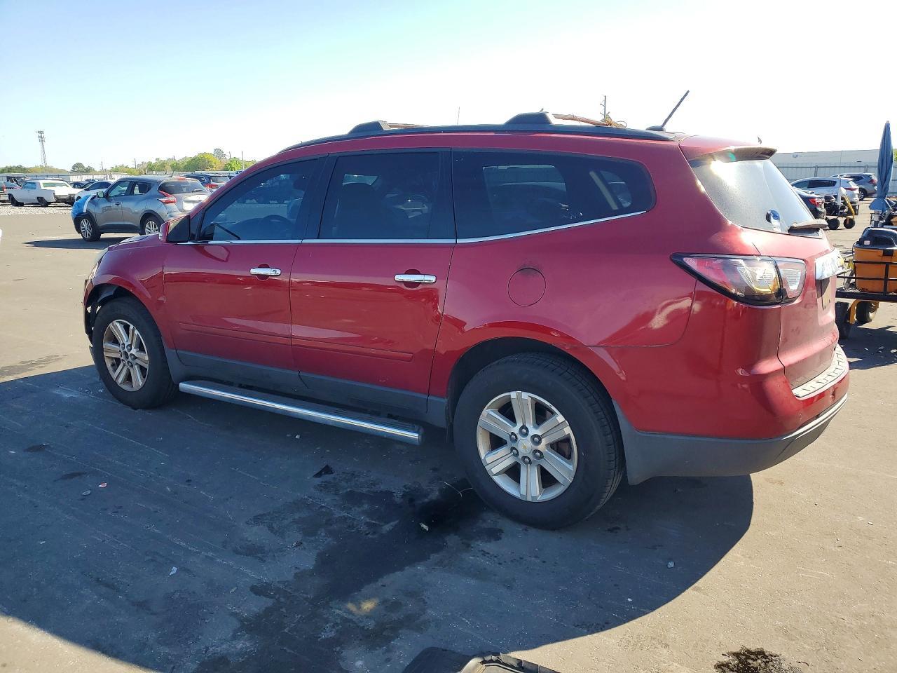 2014 Chevrolet Traverse Lt - Image 2