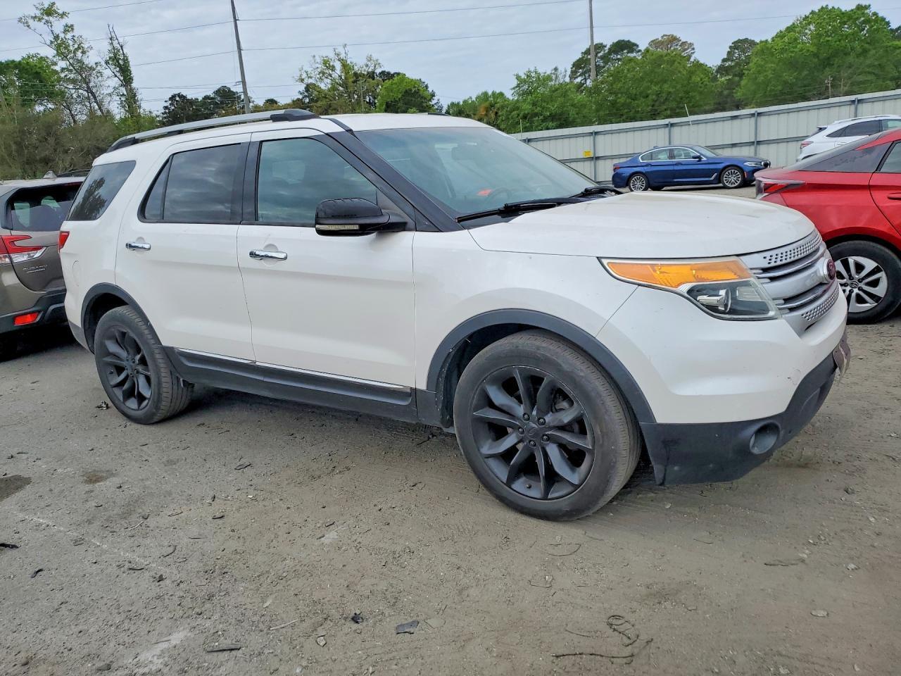 2013 Ford Explorer Xlt - Image 4