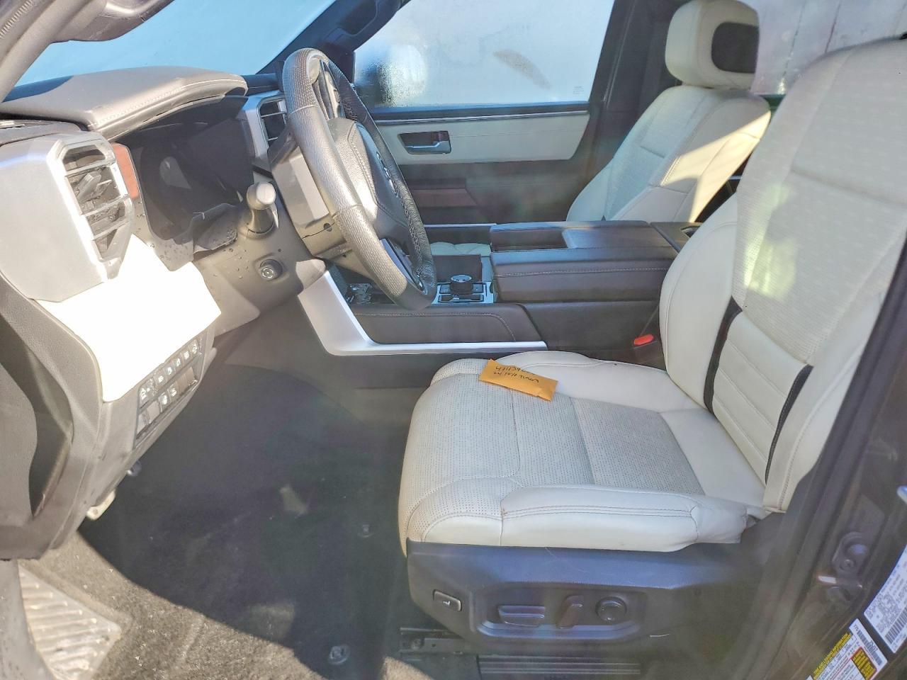 2024 Toyota Tundra 1794 Edition Hv - Image 7