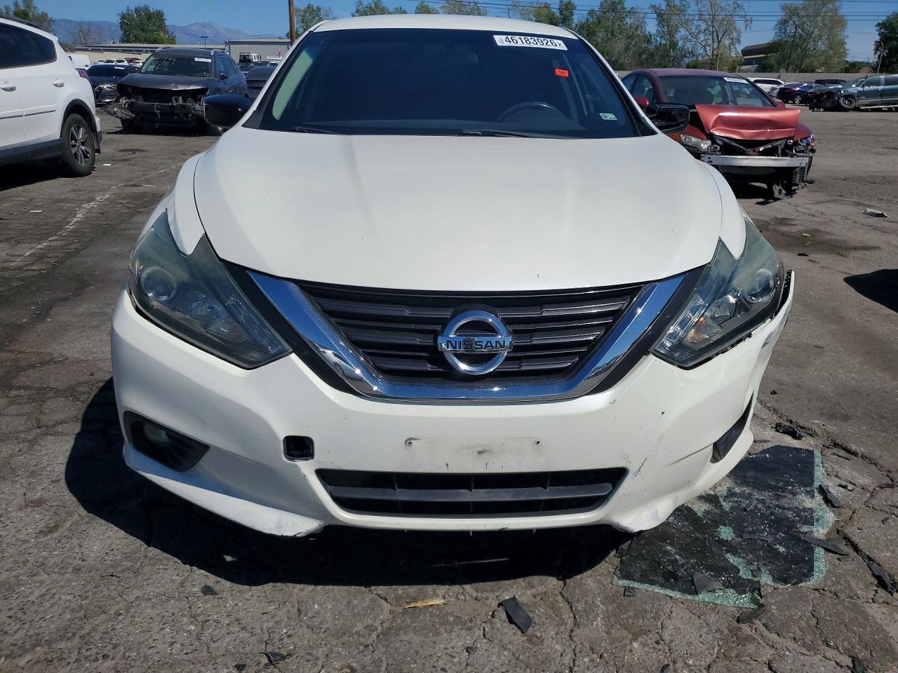 2017 Nissan Altima 2.5 Sr - Image 5
