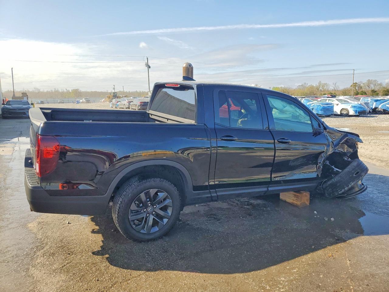 2025 Honda Ridgeline Sport - Фото 3