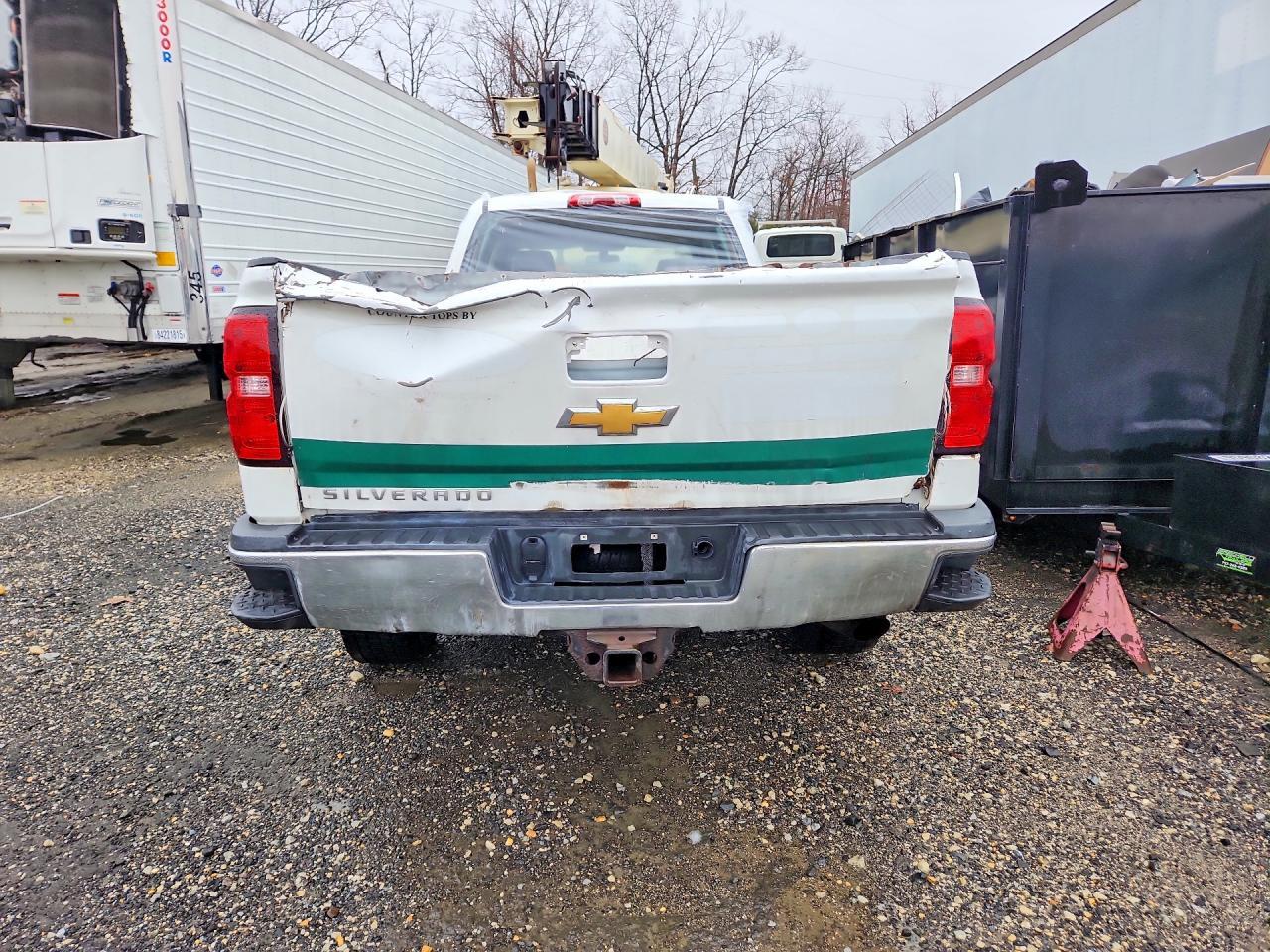 2015 Chevrolet Silverado C3500 - Фото 6