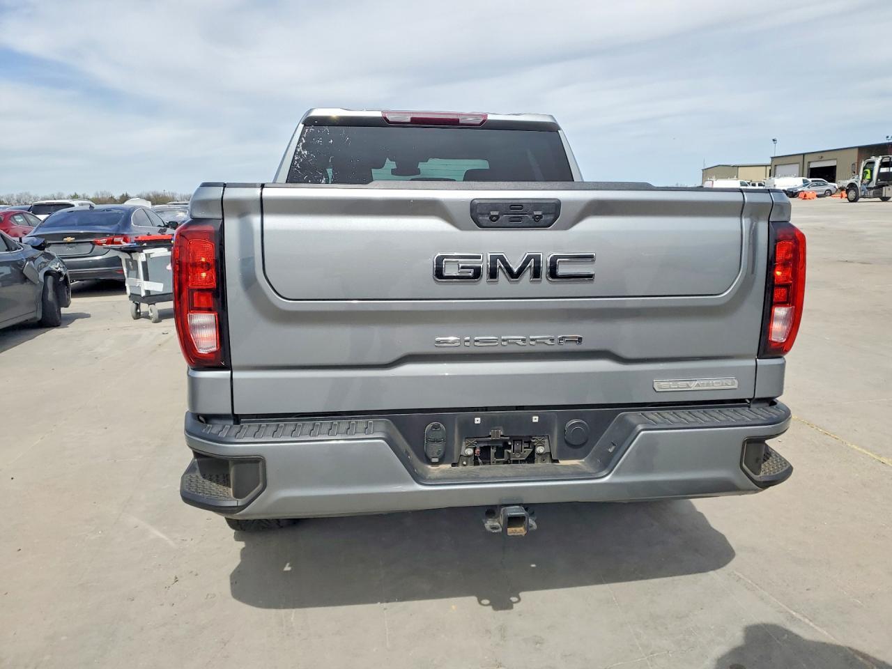 2023 GMC Sierra C1500 Elevation - Фото 6
