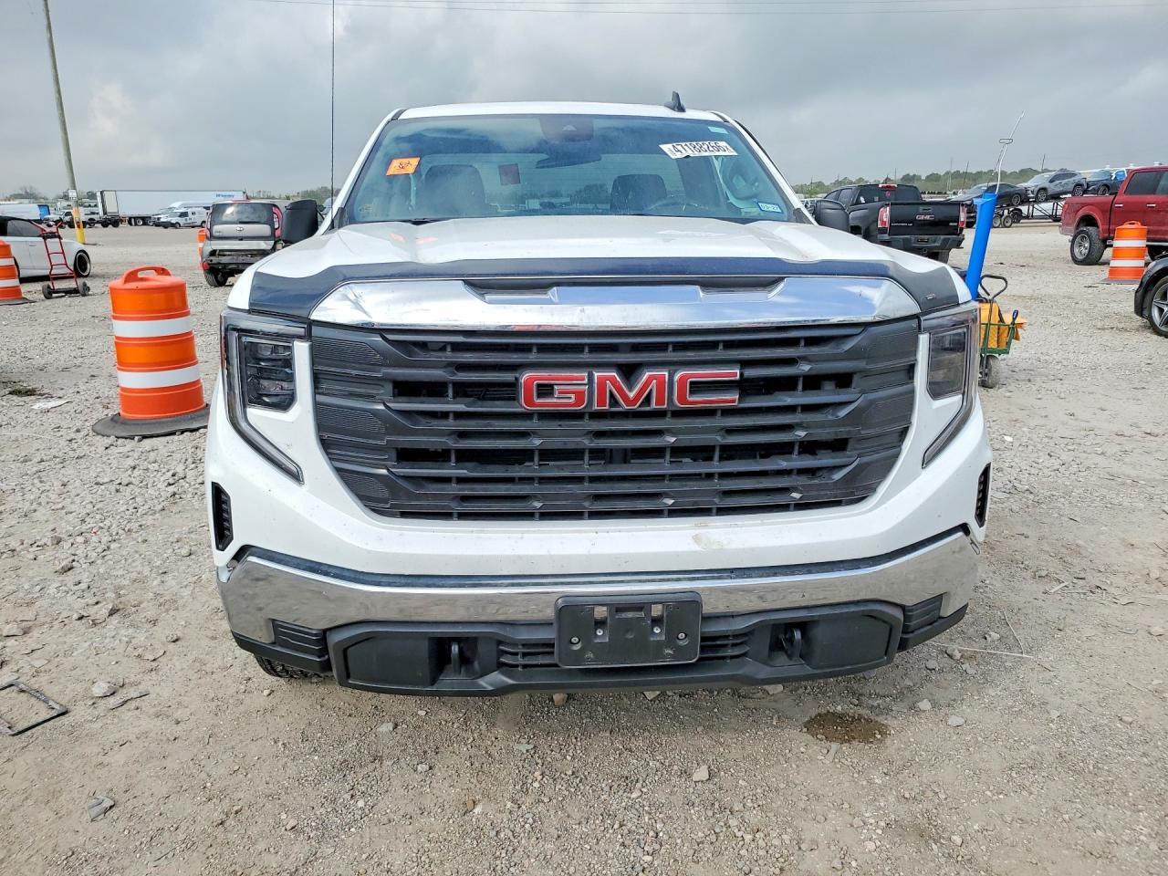 2025 GMC Sierra C1500 - Фото 5
