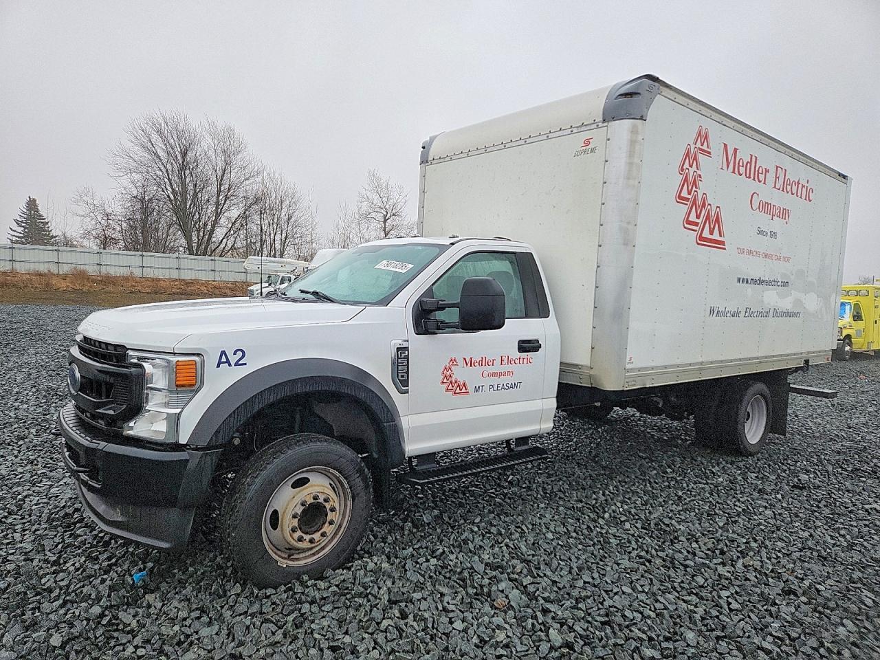 2022 Ford F550 Super Duty Box Truck - Фото 2