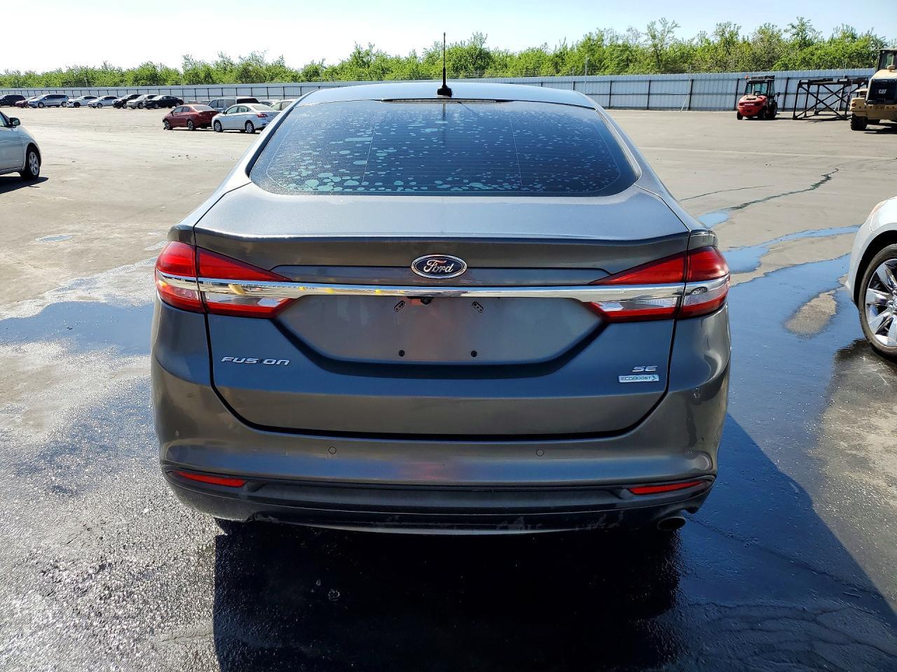 2017 Ford Fusion Se - Image 6