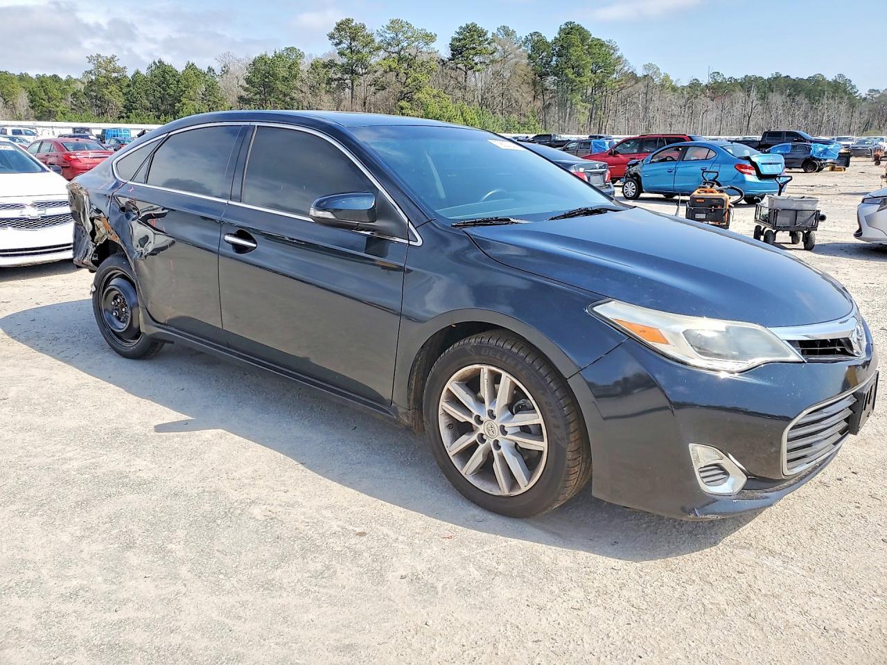 2015 Toyota Avalon Xle - Image 4
