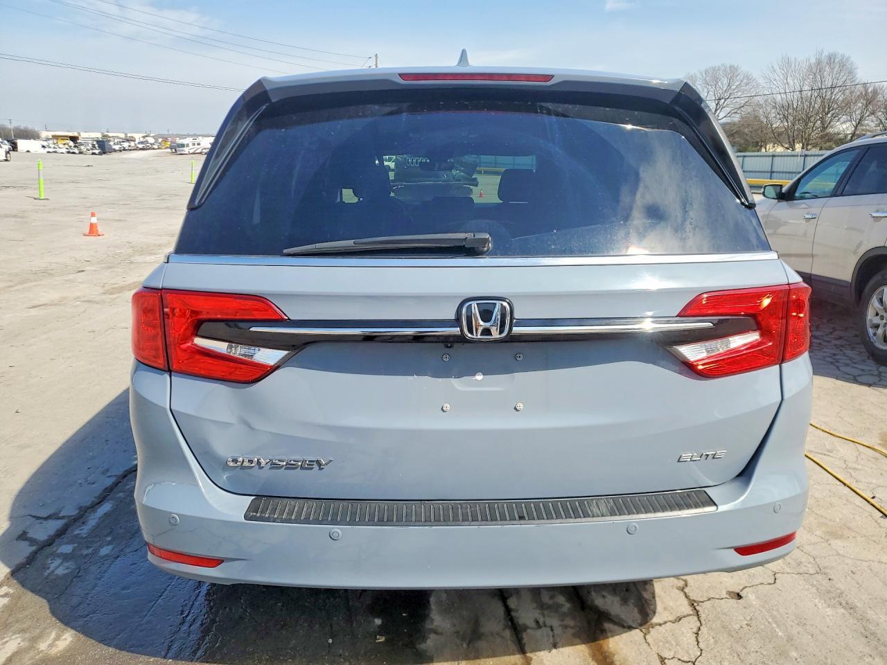 2023 Honda Odyssey Elite - Фото 6