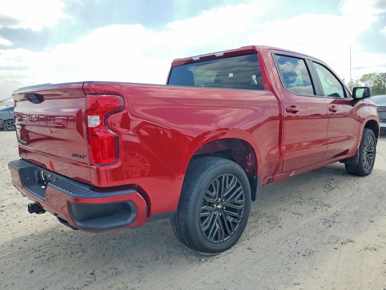 2022 Chevrolet Silverado K1500 Rst - Image 3