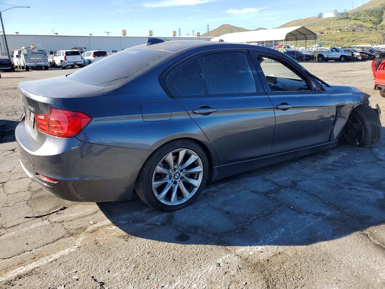 2012 BMW 328 I Sulev - Фото 3