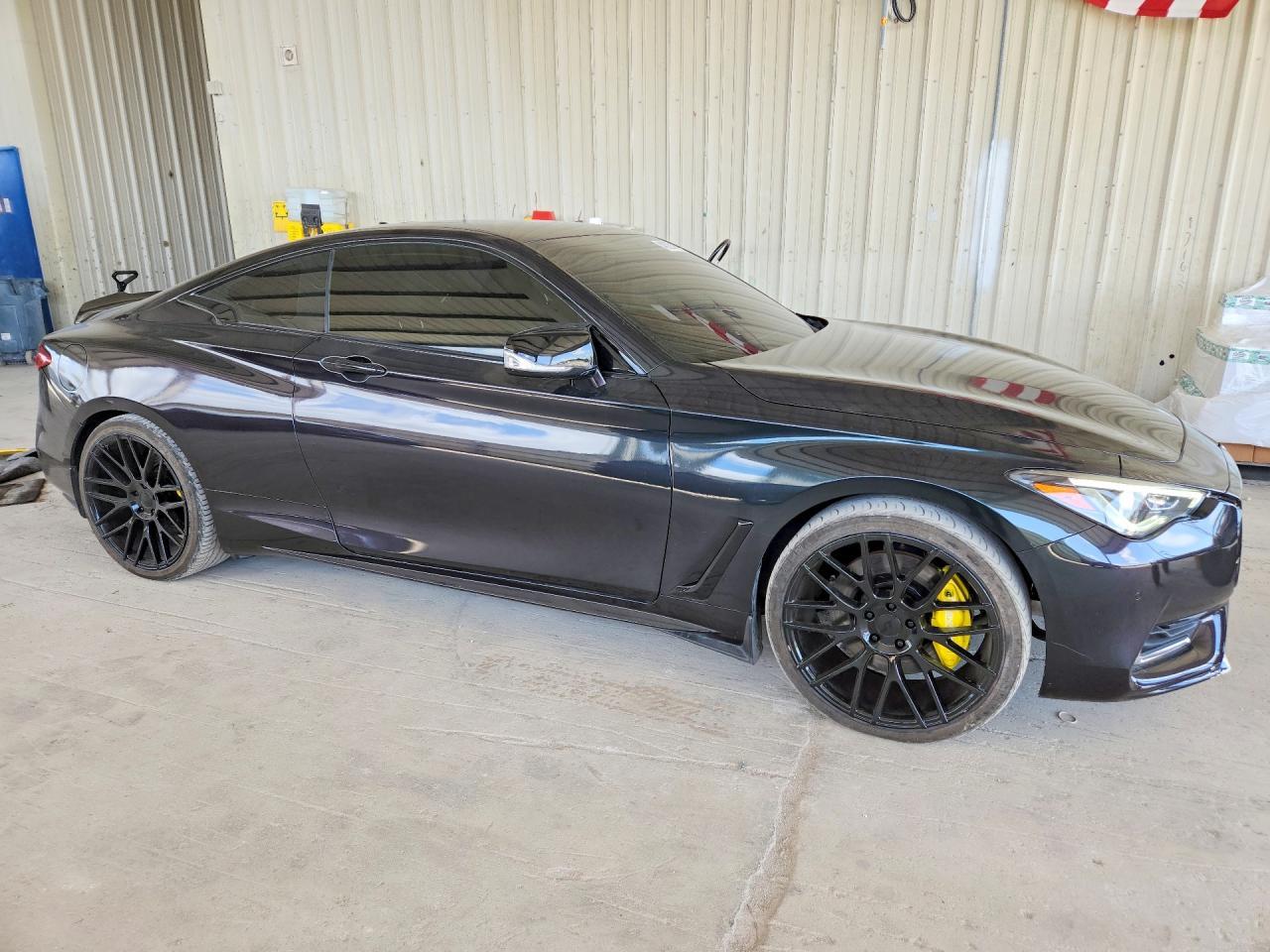 2017 Infiniti Q60 3.0T Premium - Фото 4